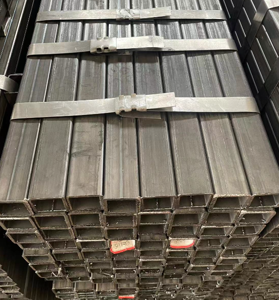 福州工业用梯子 镀锌管焊接梯子 铁梯子方管梯