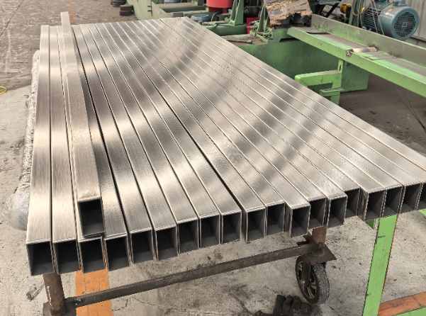 福州建筑工程行业用不锈钢无缝钢管